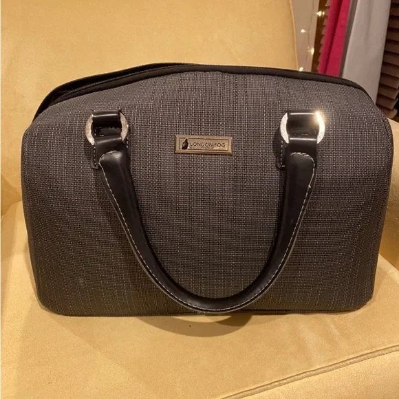London fog deals travel tote